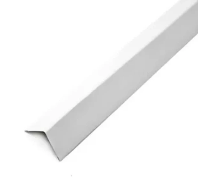 ugol_pristennyy_dlya_potolka_podvesnogo_19kh24kh3000_mm