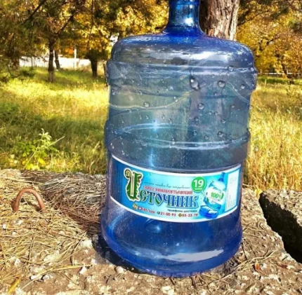 Доставка питьевой воды для пенсионеров 19 л