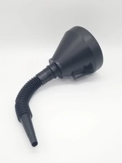 Фото для Воронка пластиковая 135 мм, гибкий носик, черная БЕТА 100-70003