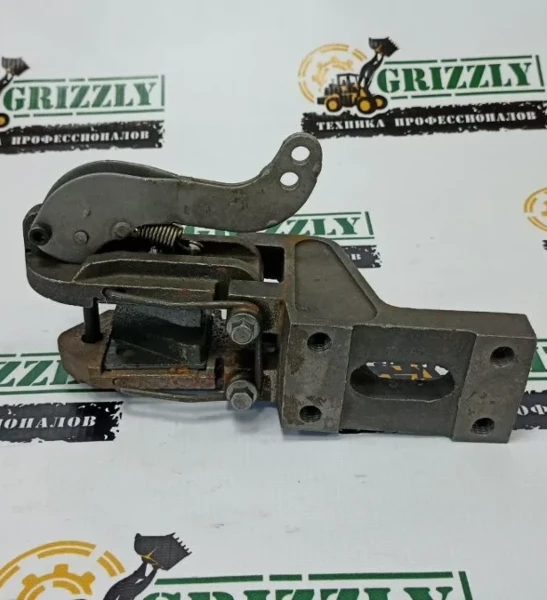 Колодка ручного тормоза (правая) в сборе