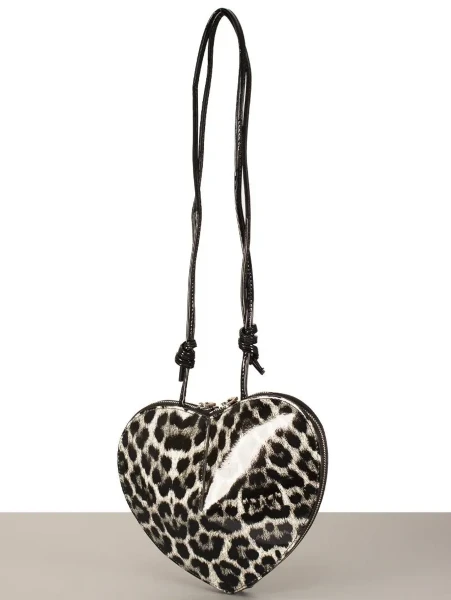 Сумка-сердце из натуральной кожи