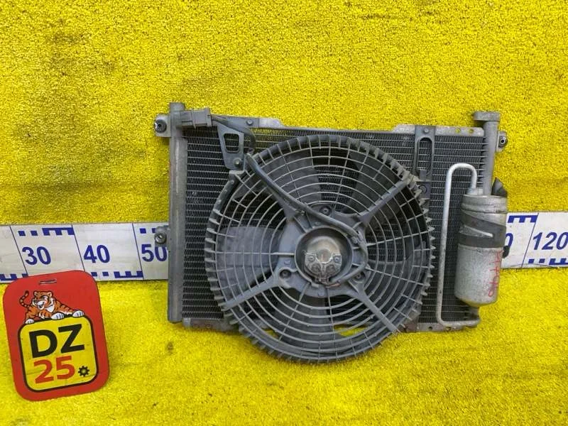 Вентилятор радиатора кондиционера Suzuki Jimny Wide/Jimny JB33W G13B 1998/Z2Z перед.
