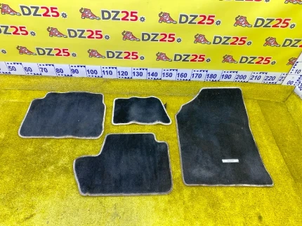 Фото для Коврики комплект TOYOTA COROLLA FIELDER ZRE144G 2ZRFAE 2010/ЦВЕТ 202 (б/у)