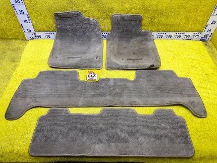 Фото для Коврики комплект TOYOTA LAND CRUISER PRADO (б/у)