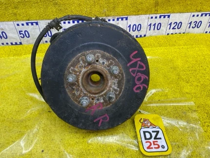 Фото для Ступица SUZUKI ESCUDO/GRAND VITARA TD54W/TD94W/TDA4W/TDB4W/TA74W J20A 2007/Цвет ZJ3 задн. прав. (б/у)