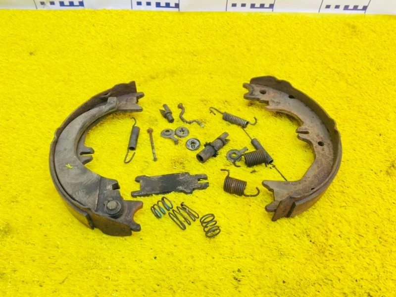 Фото для Механизм стояночного тормоза TOYOTA LAND CRUISER UZJ100W 2UZFE 2005/Цвет 202 задн. лев. (б/у)