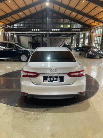 TOYOTA CAMRY 2020 год