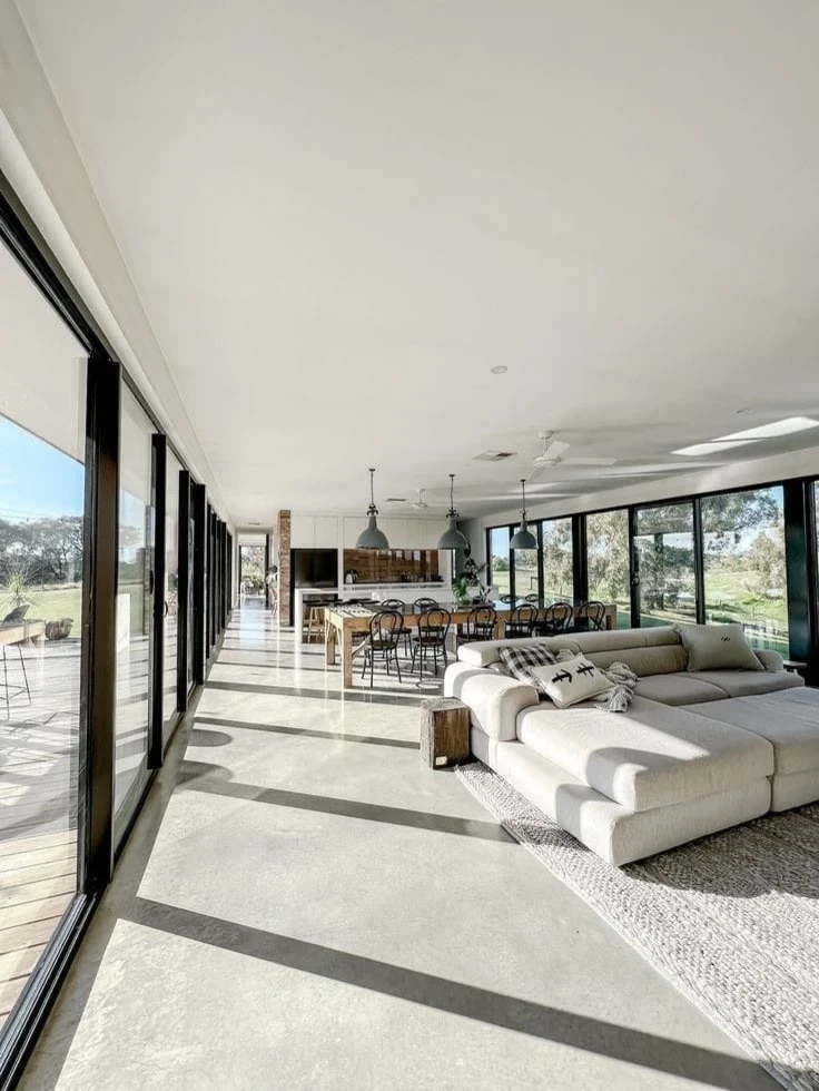  Монтаж наливных полимерных полов: Эпоксидный наливной пол для квартир